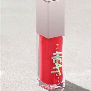 Fenty gloss bomb heat in hot cherry 01 lip plumper and luminizer